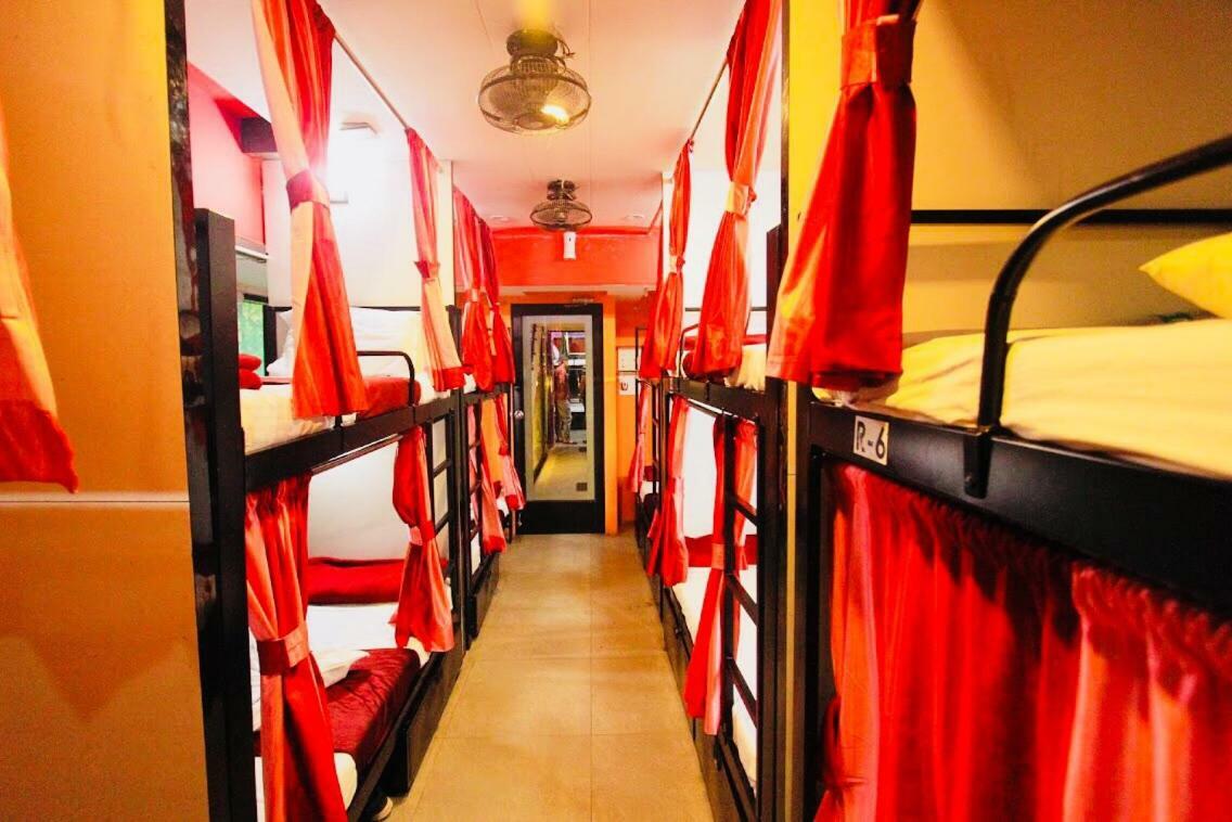 Town Hostel Mumbai - Ac Dormitory Kültér fotó